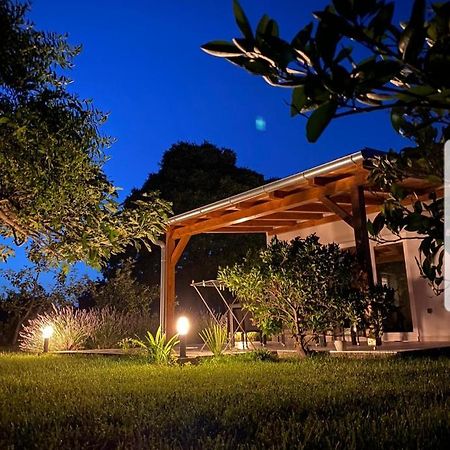 Holiday House Lucia ซูโกชัน ภายนอก รูปภาพ
